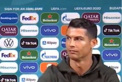 Gesto de Cristiano Ronaldo fez a Coca-Cola perder 4 bilhões de dólares em valor de mercado