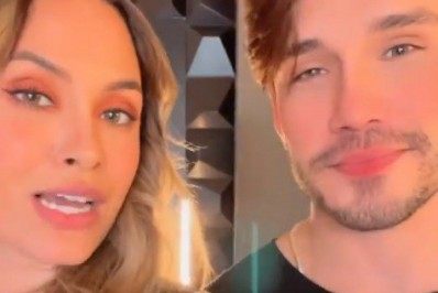 Sarah Andrade posa agarradinha com suposto affair: 'Gato para caramba'
