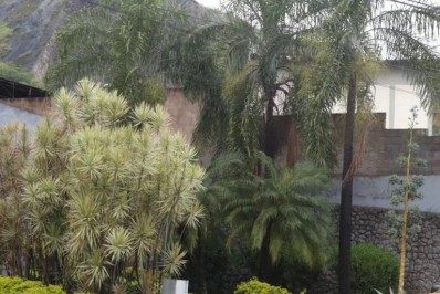 Polícia investiga suposto caso de agressão dentro de motel em Niterói