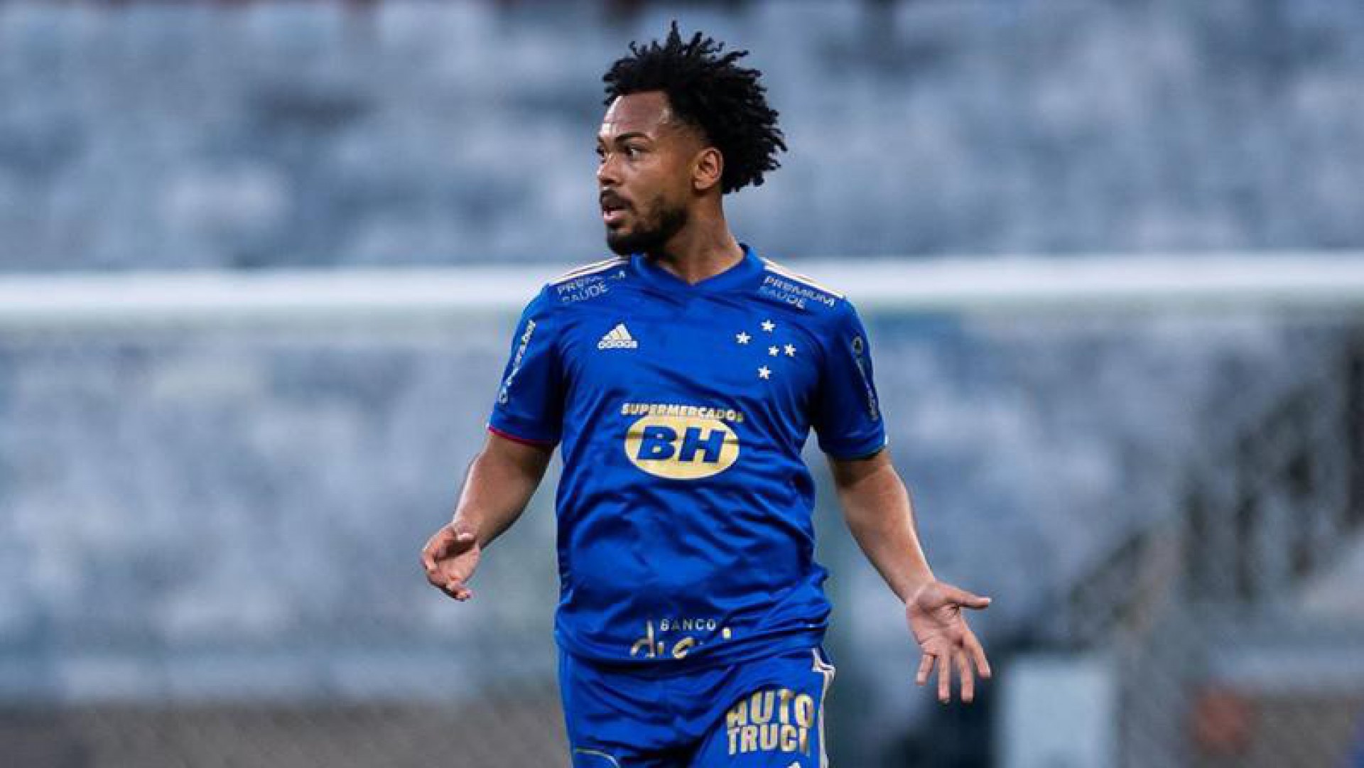 Botafogo desiste de contratar meia do Cruzeiro