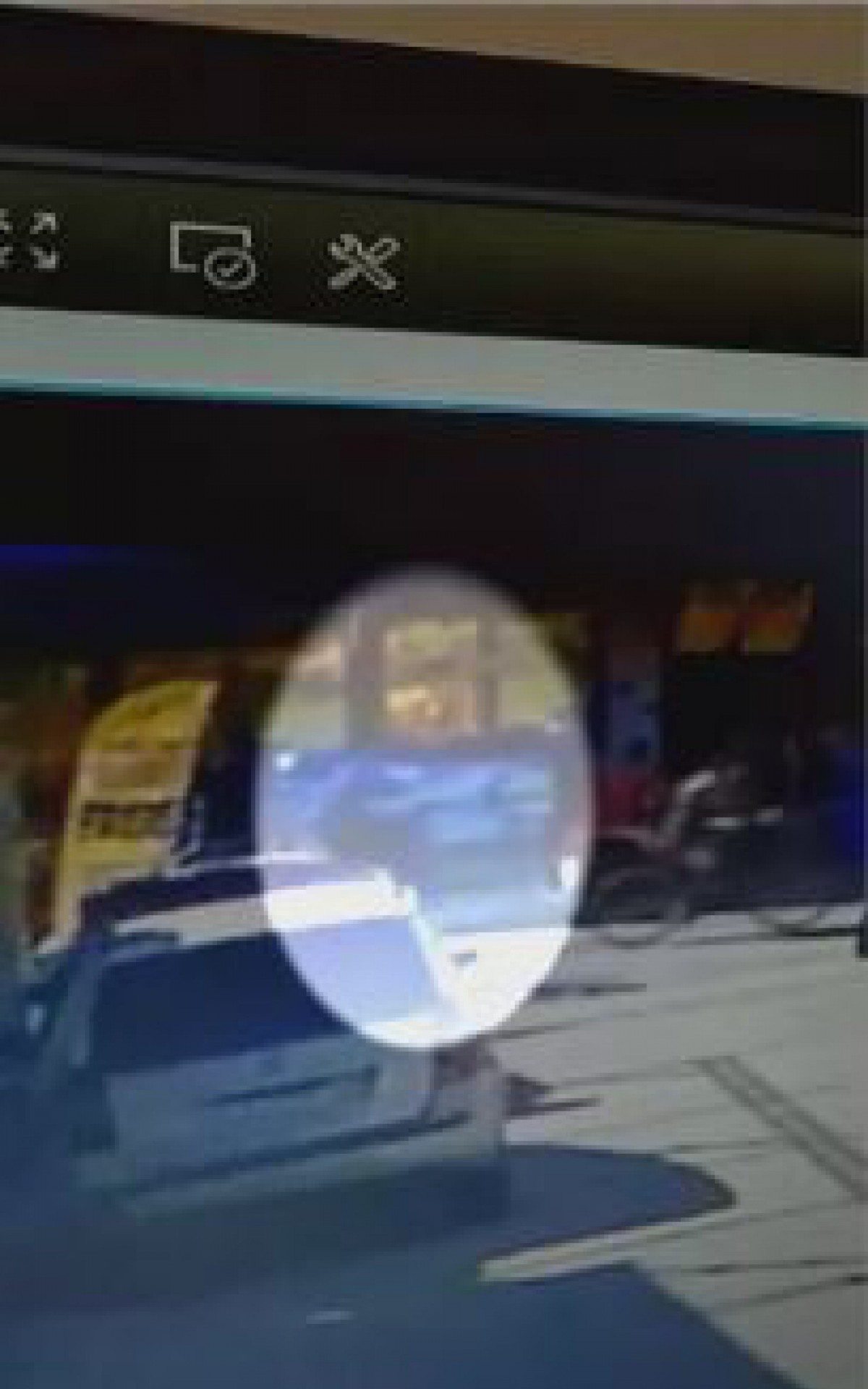 Câmeras flagraram a ação 