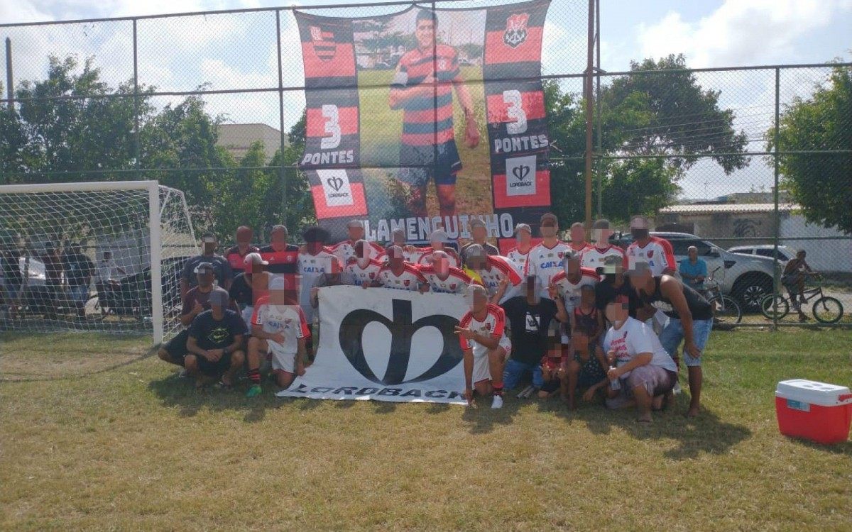 Carlinhos Três Pontes ganhou bandeira personalizada