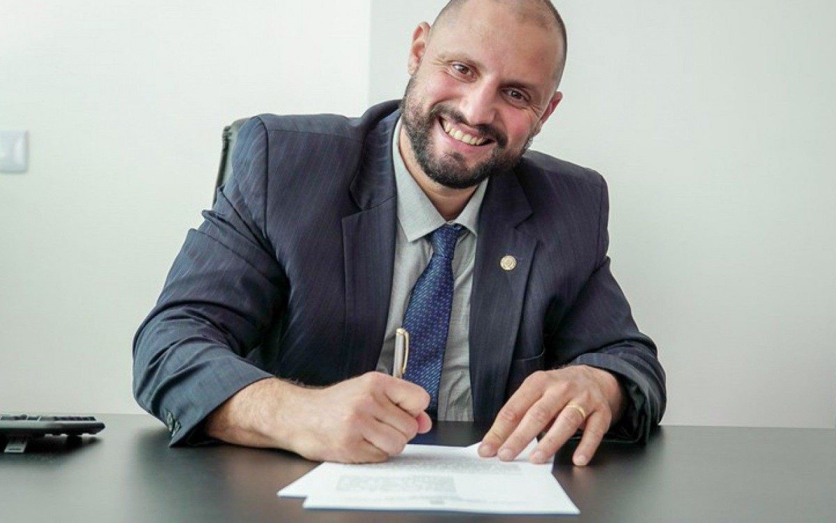 Deputado Jalmir Junior (PRTB)