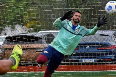 Marcos Felipe renova com o Fluminense por mais um ano