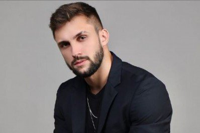 Ex-BBB Arthur relata perseguição e ameaças à família