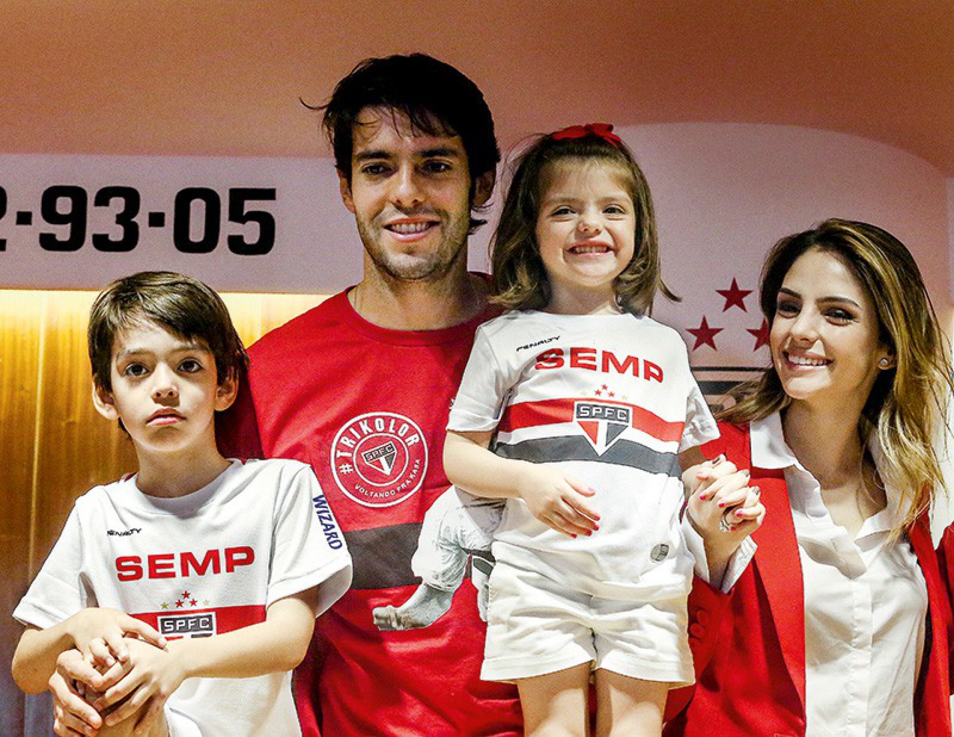 Kaká, Carol Celico e os filhos - Reprodução