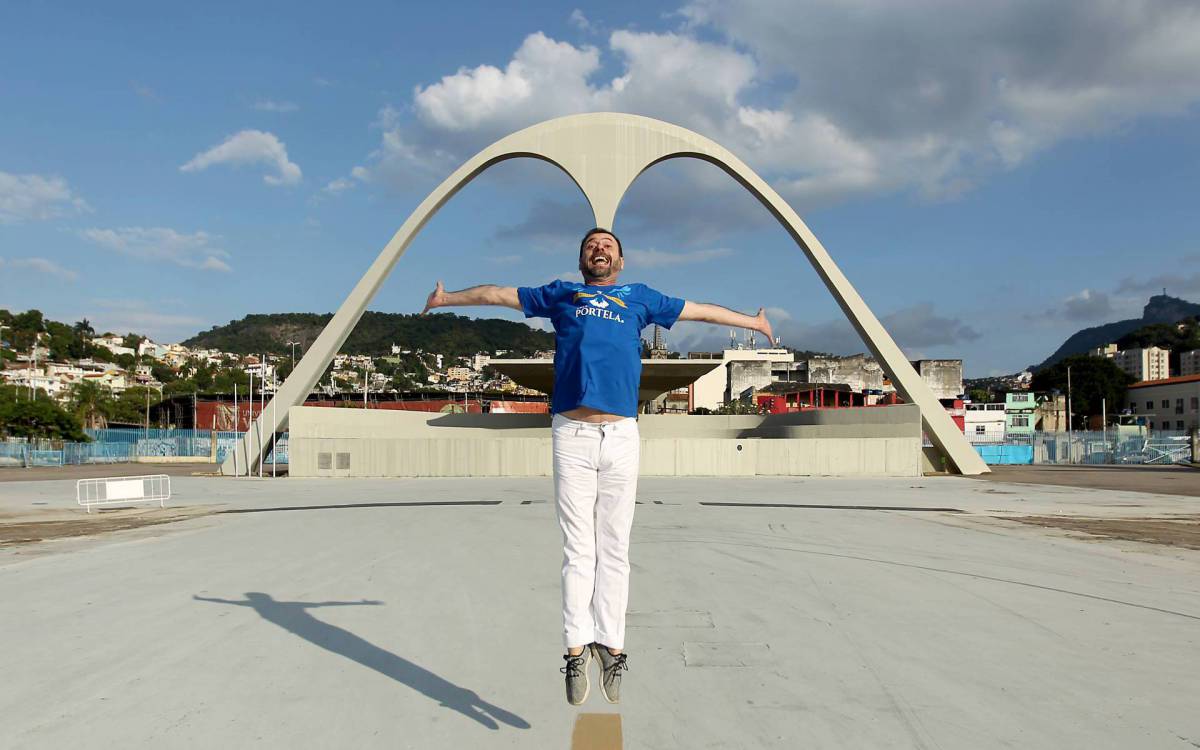 Rio de Janeiro 16/06/2021 - Preparação das escolas rumo ao Carnaval 2022, na foto acima Manoel Francisco, coreógrafo da Portela. Foto: Luciano Belford/Agencia O Dia