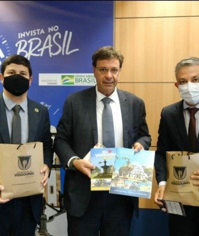 1 whatsapp image 2021 06 17 at 11 55 02 22184222 Em Brasília, secretário de Vassouras se reúne com ministro do Turismo