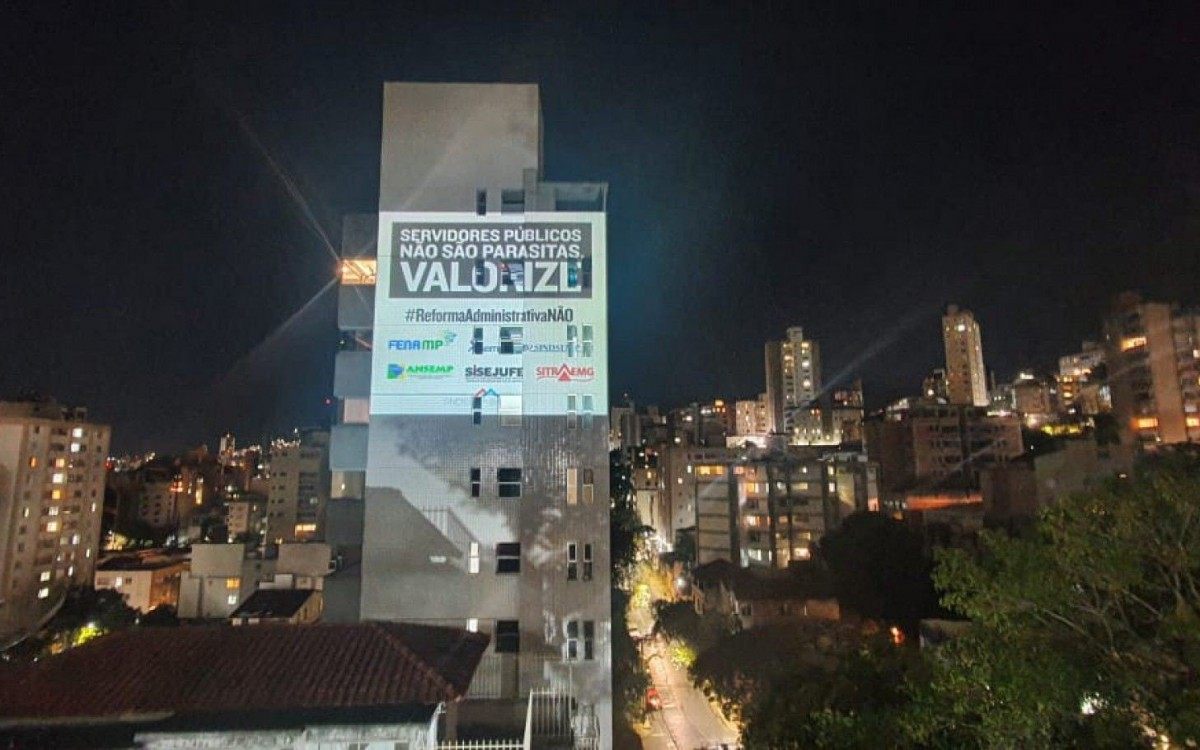 Proje&ccedil;&otilde;es tamb&eacute;m foram feitas em Belo Horizonte, capital de Minas Gerais