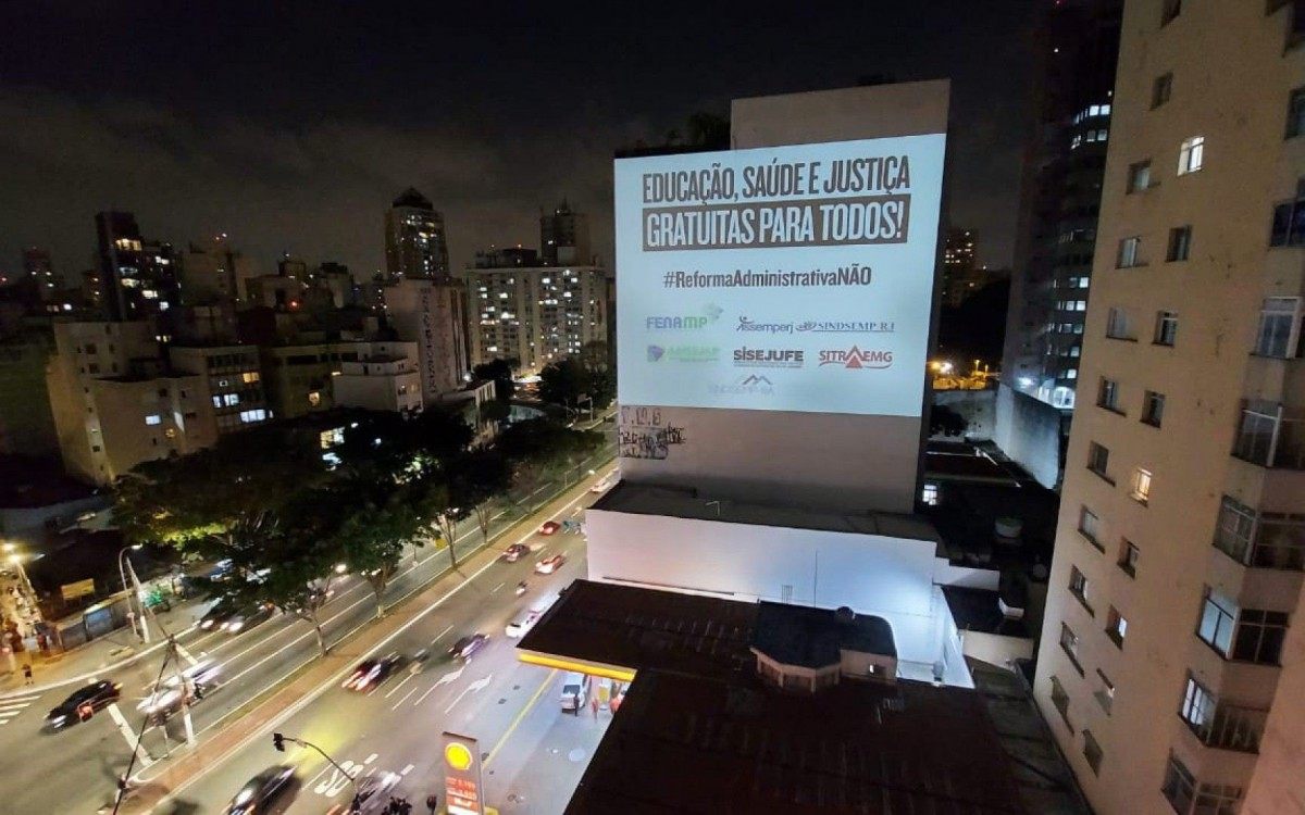 Projeção de servidores em São Paulo - Divulgação
