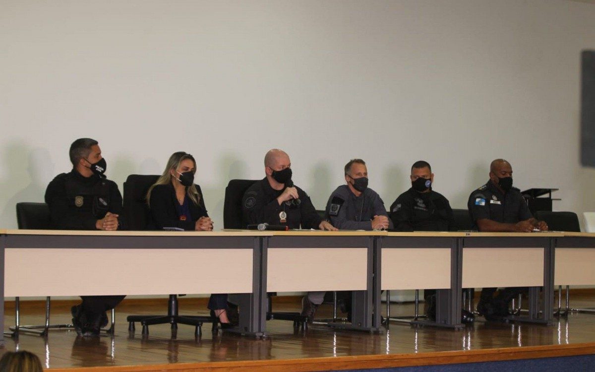 Coletiva sobre a Operação Coalizão pelo Bem, realizada na nesta desta sexta-feira (18), na Cidade da Polícia - Estefan Radocicz/ O DIA