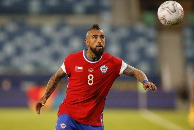 Ventilado no Flamengo, Vidal se aproxima de rescindir com a Inter de Milão