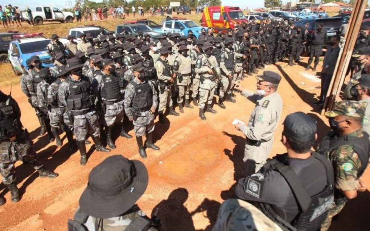 A força-tarefa destinada à captura de Lázaro Barbosa Sousa , na região de Cocalzinho de Goiás. Mais de 200 policiais estão envolvidos - Fabio Lima/Fotos Publicas