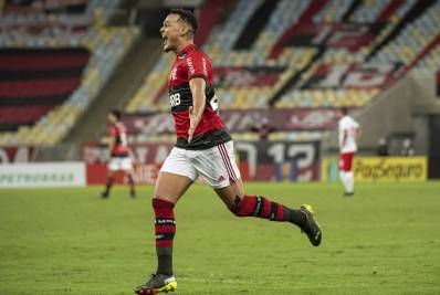 De promessa à realidade: Muniz abraça chance após recusar oferta belga e frustrar planos do Flamengo 