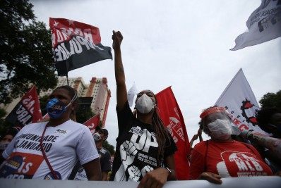 Organizadores de atos contra Bolsonaro discutem ampliar ações  