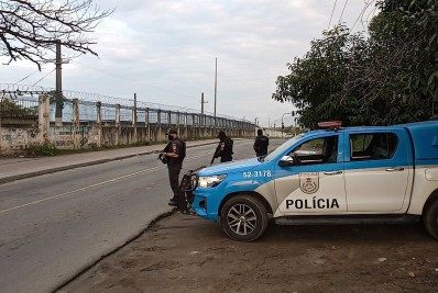 PM prende acusado de estupro e homicídio na Zona Oeste