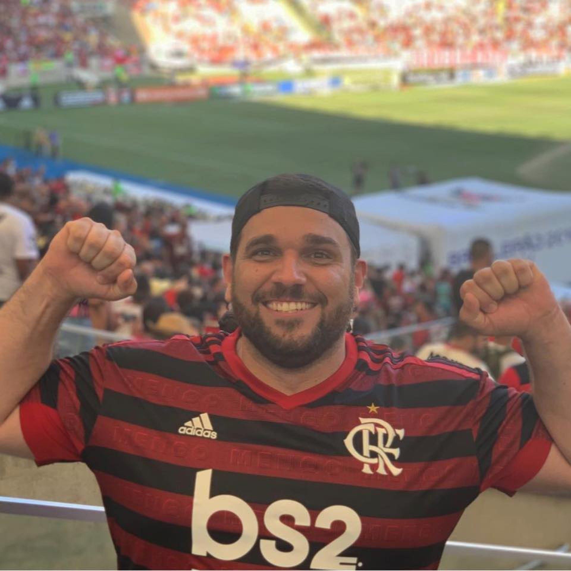 Amigos e familiares pedem doa&ccedil;&atilde;o de sangue para vereador internado por complica&ccedil;&otilde;es da Covid-19 em Maca&eacute;