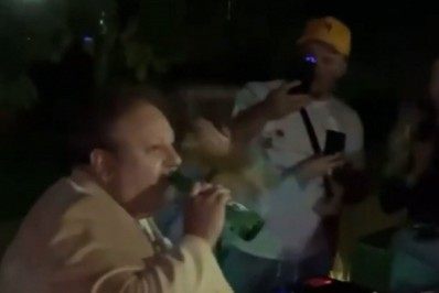 Vídeo de Erick Jacquin em suposta festa viraliza nas redes sociais