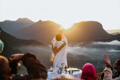 Missa é realizada em novo ponto turístico de esportes radicais, em Guapimirim