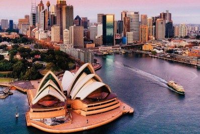 Sydney prorroga confinamento por mais um mês para tentar conter avanço da covid-19