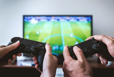 Crianças e videogame: conheça os riscos dos jogos eletrônicos