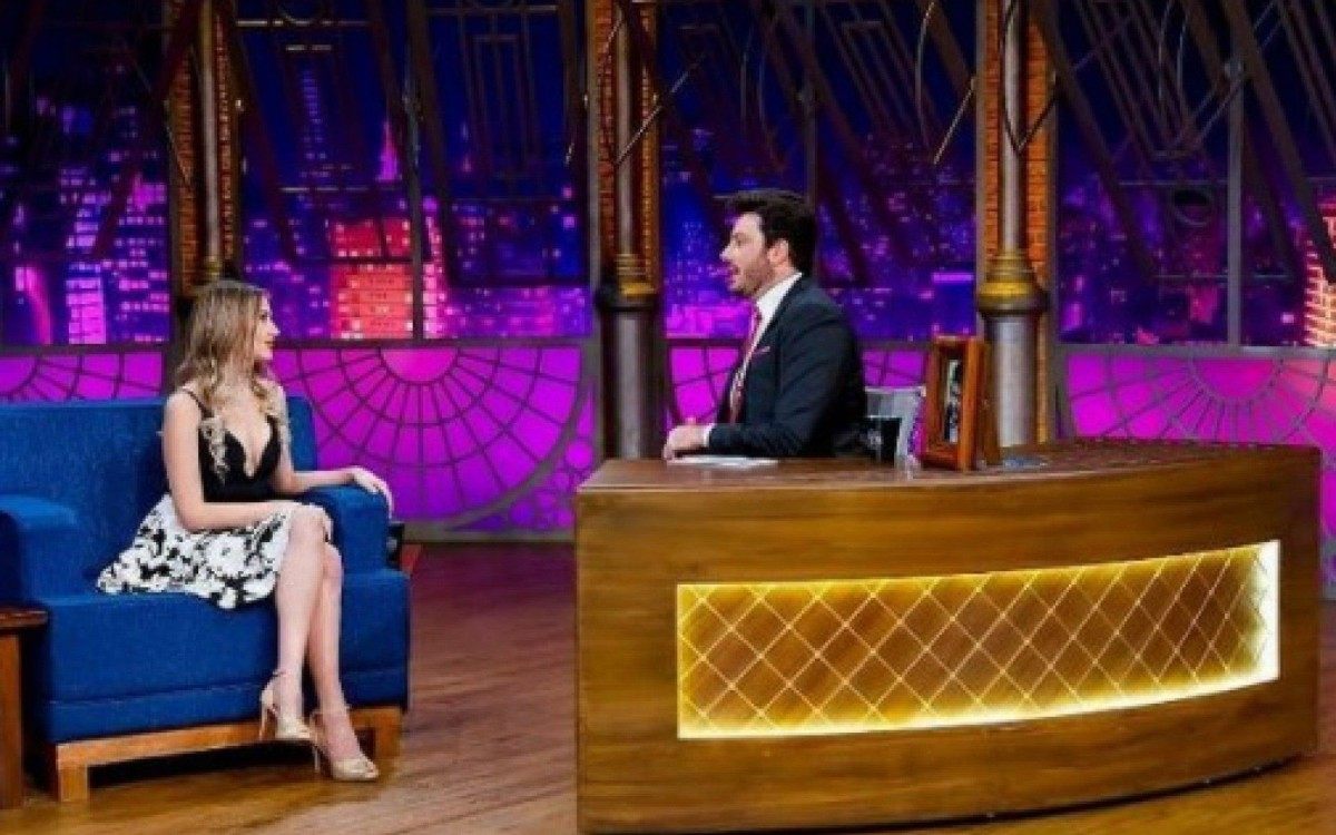 Eduarda Lima e Danilo Gentili