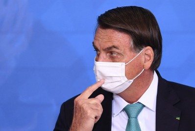 Após anunciar veto a fundão eleitoral, Bolsonaro sugere reajuste pela inflação