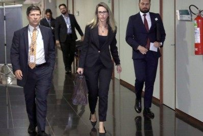 Bolsonaro nomeia advogada apoiada por evangélicos como juíza substituta no TSE