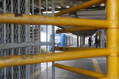 Furto de cabos suspende circulação de trens no ramal Belford Roxo