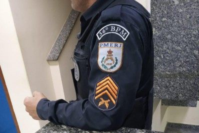 Aperibé: Homem é preso com arma e munições em casa