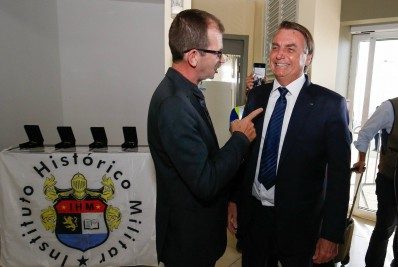 'Salles é um dos responsáveis pela agricultura estar dando certo', diz Bolsonaro