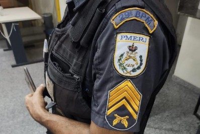 Ação do 29° BPM apreende revólver municiado; arma estaria sendo ostentada por trio em fotos