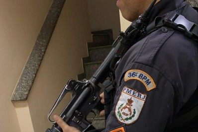 Santo Antônio de Pádua: Jovem tenta fugir de abordagem, mas é preso por tráfico de drogas