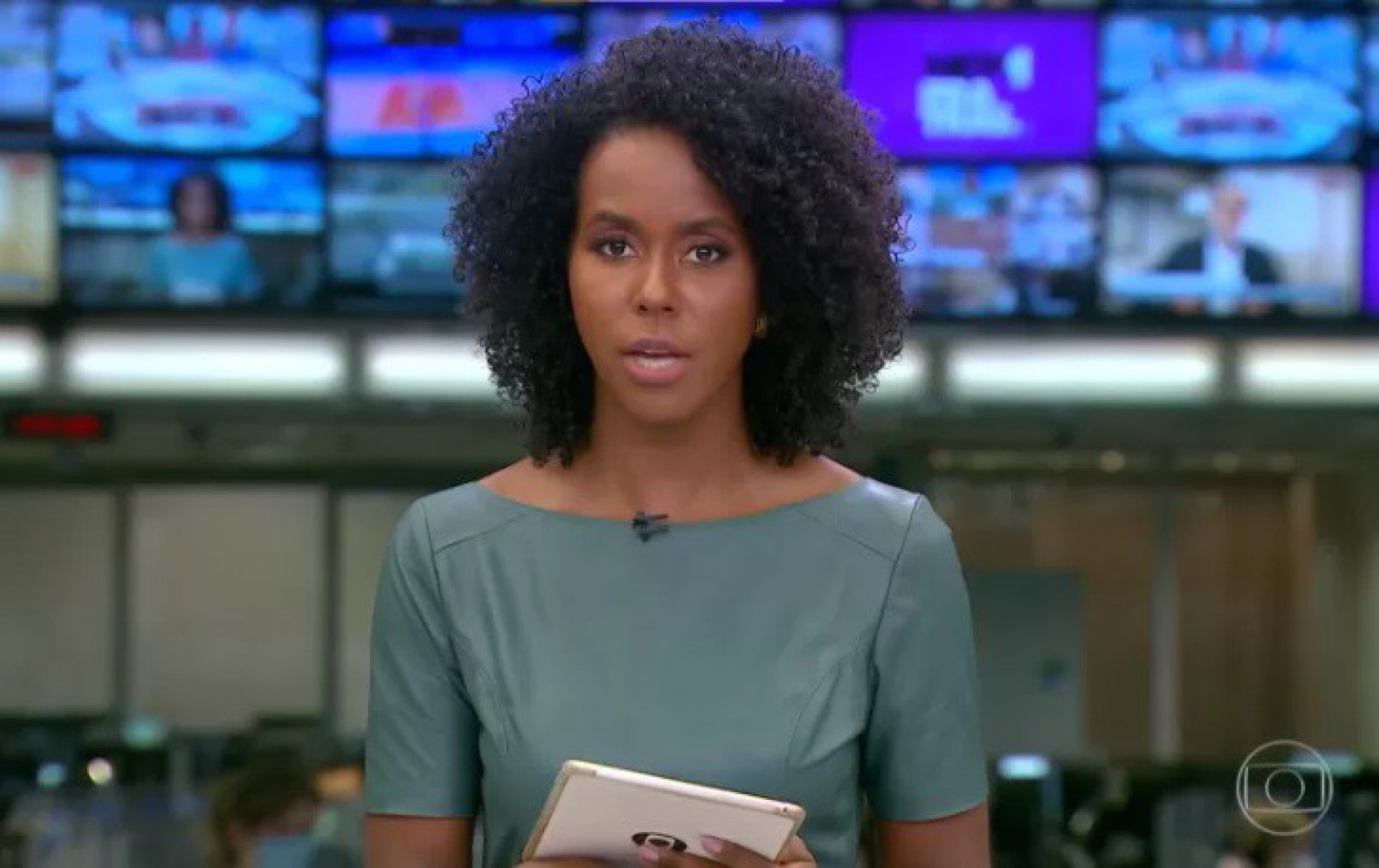 Maju Coutinho critica Bolsonaro ap&oacute;s novo ataque a imprensa