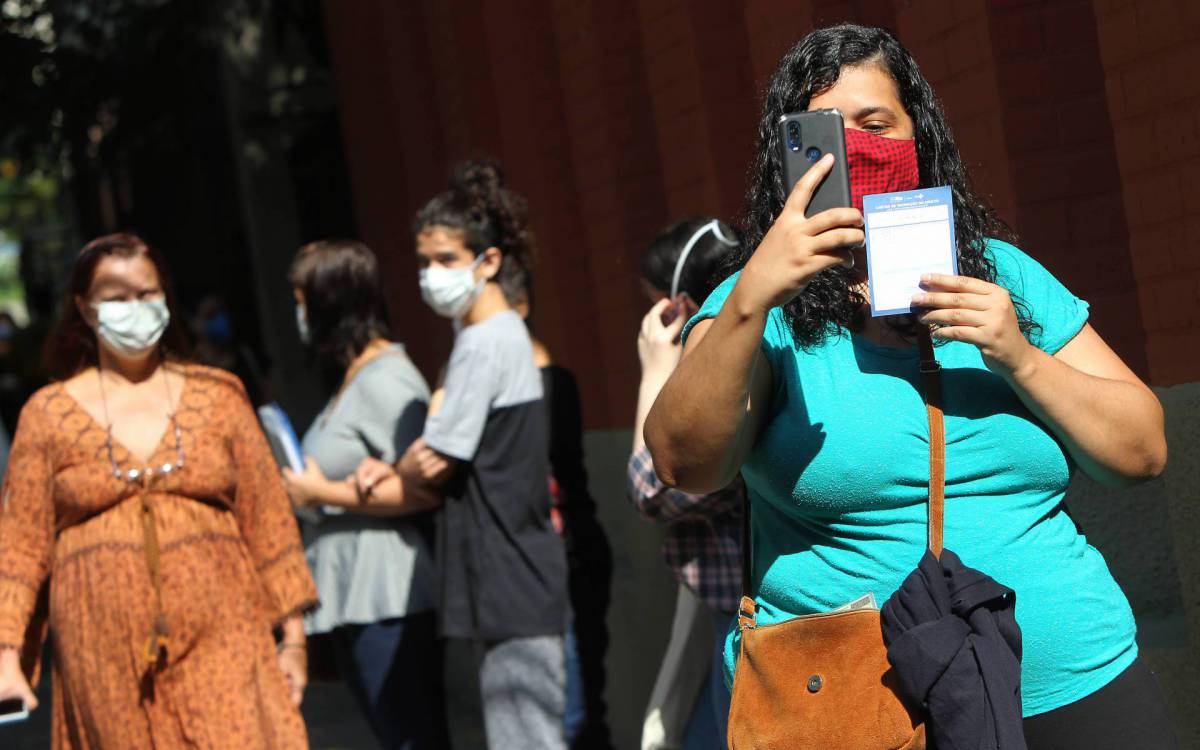 Vacinação contra Covid 19.  Foto: Luciano Belford - Luciano Belford