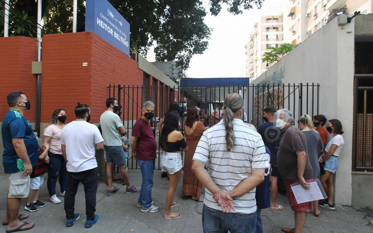 Posto de vacina&ccedil;&atilde;o na Tijuca - Luciano Belford / Ag&ecirc;ncia O Dia