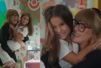 Deborah Secco se emociona com estreia da filha como atriz: 'Tô boba'