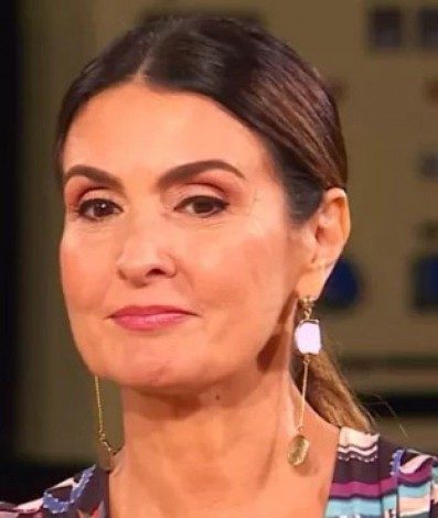 Fátima se emocionou com as mensagens - Reprodução/TV Globo