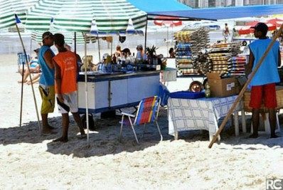 Prefeitura de Cabo Frio inicia recadastramento dos ambulantes das praias