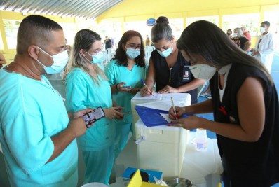 Araruama anuncia vacinação contra a COVID-19 de pessoas de 42 a 44 anos