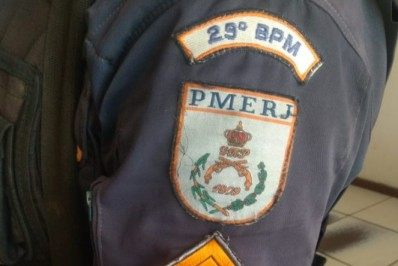 Ação do 29° BPM flagra jovem com maconha 