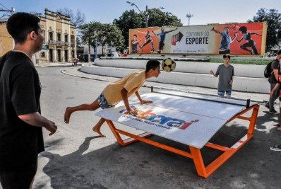 ‘Container do Esporte’ estaciona em Itaboraí e chama atenção no Domingo na Praça
