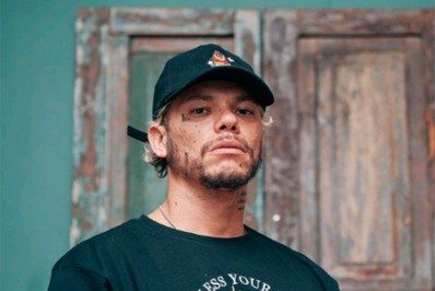 Rapper Lord realiza live em projeto do Sesc RJ nesta quarta-feira