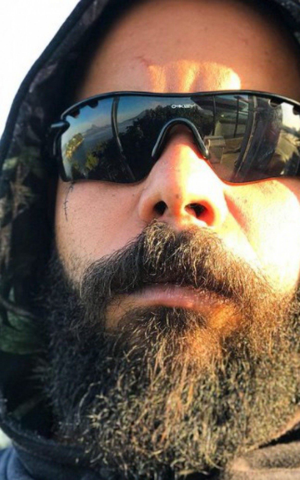 Homem se passa por policial civil