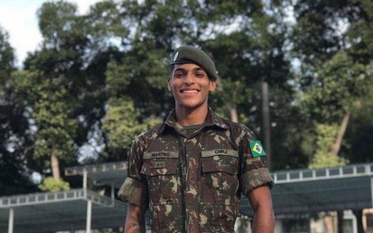 Guilherme Martins, de 20 anos, morto em ação policial na favela Gogó da Ema, no Complexo do Chapadão, era ex-militar das Forças Armadas - Reprodução do Instagram