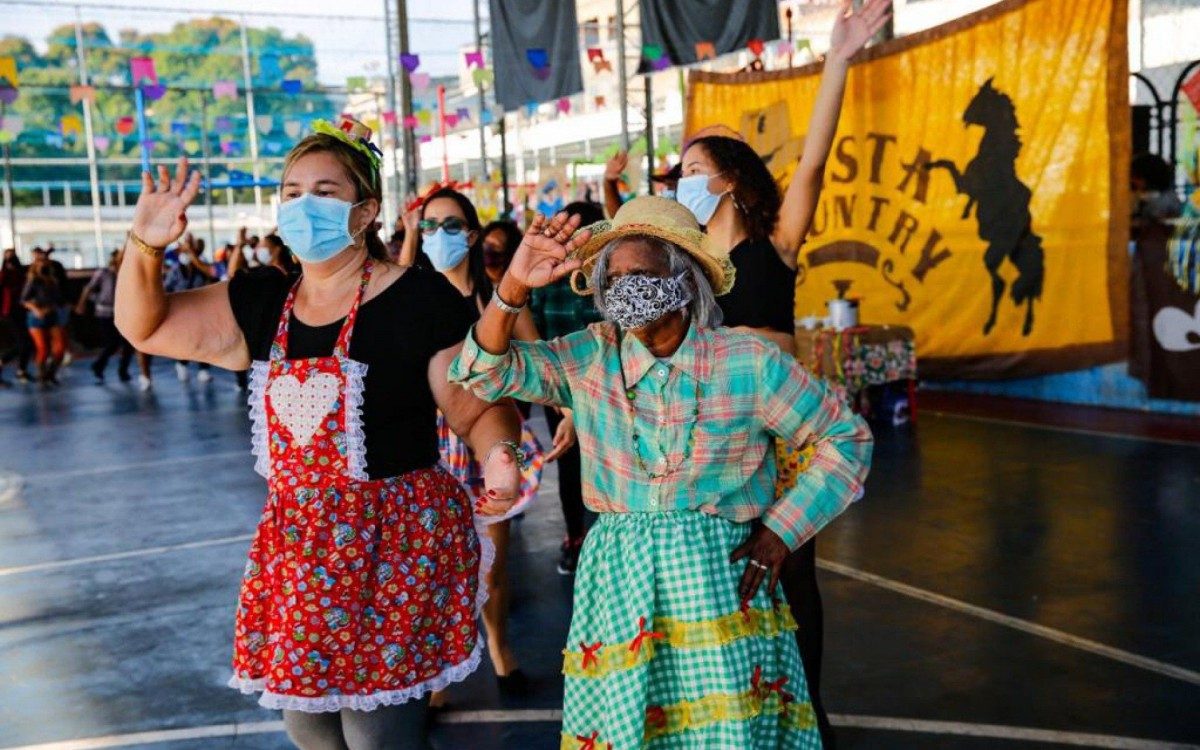 Aulão junino em Duque de Caxias