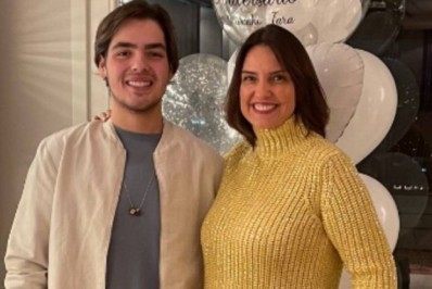 Mulher de Faustão completa 44 anos e recebe homenagem do filho