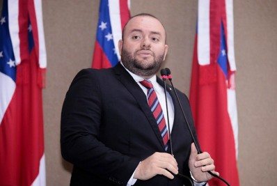 CPI da Covid: antes de depor, deputado Fausto Junior mantém críticas a gestores estaduais