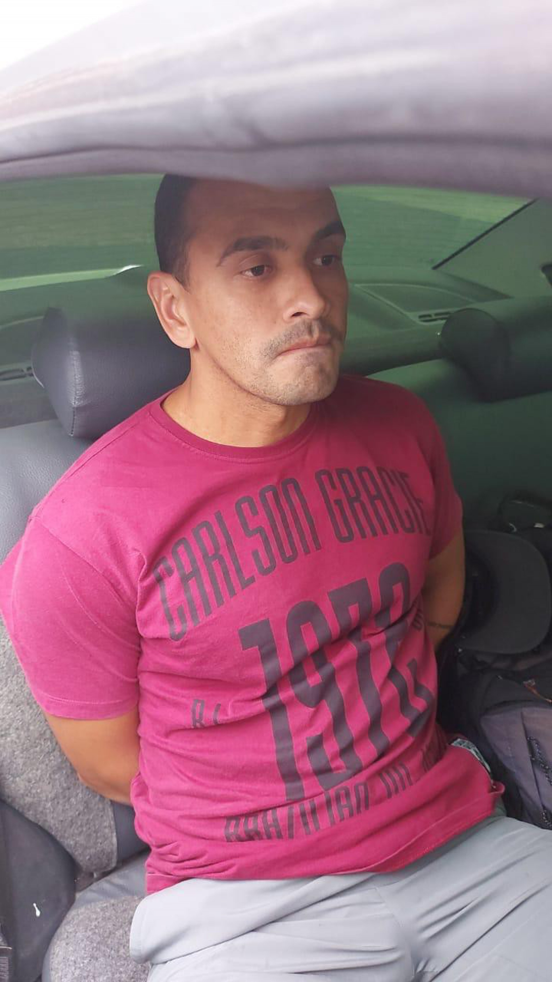 Ex-PM foragido &eacute; preso na Zona Sul do Rio