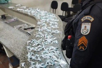 Em Itaperuna, 29° BPM apreende cargas de drogas escondidas em areia